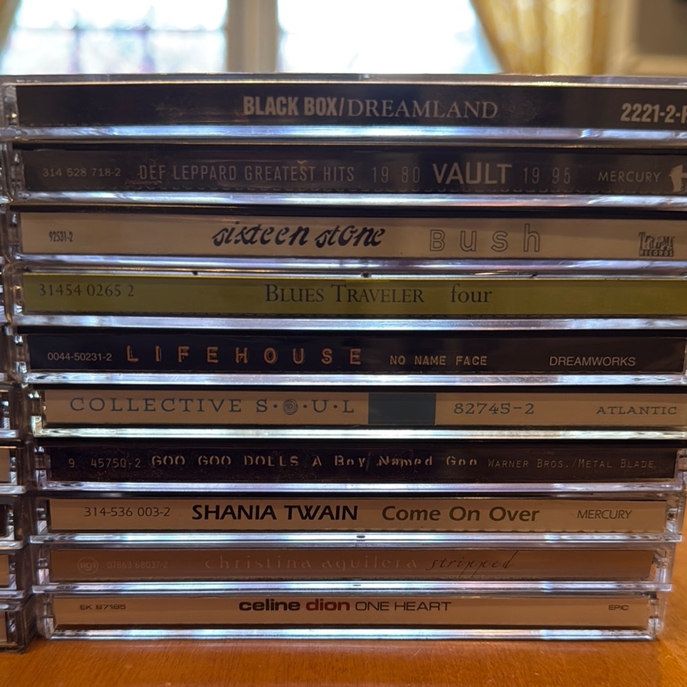 Assorted Music CD Collection - Picture 5 of 5